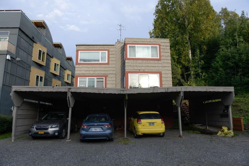 Modern Condo Steps From The Ocean アンカレッジ エクステリア 写真